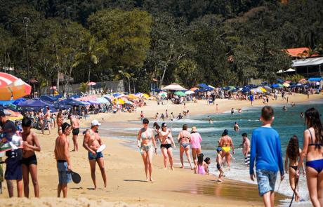 alta-ocupacao-hoteleira-marca-o-fim-de-ano-em-sao-sebastiao-e-supera-indices-de-2024.jpeg