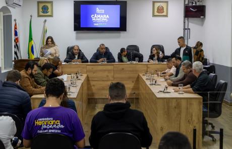 camara-aprova-ldo-ppa-e-amplia-vagas-na-prefeitura.jpg