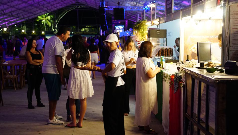 caraguatatuba-recebe-a-7-edicao-do-festival-jazz-&-vinhos-de-5-a-8-de-junho-2.jpg