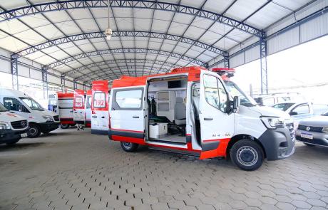 caraguatatuba-recebe-tres-ambulancias-para-renovar-e-ampliar-frota-do-samu-2.jpg
