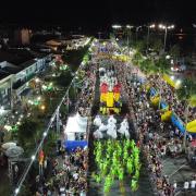 desfile-das-escolas-de-samba-promete-encantar-a-rua-da-praia.jpeg