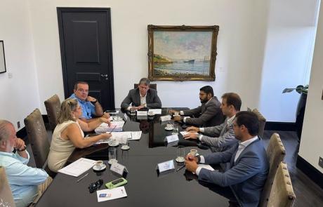 em-reuniao-com-governo-do-estado-cidades-do-litoral-defendem-pautas-essenciais-a-regiao.jpg