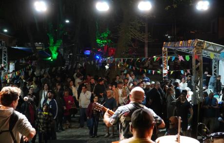 festa-de-santo-antonio-reune-comunidade-local-e-visitantes-no-portinho-durante-dois-dias-de-programacao-3.jpg