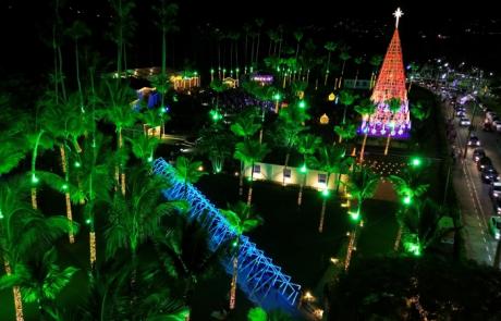 ilhabela-abre-as-portas-para-a-magia-do-4-natal-luz-com-decoracao-especial-e-espaco-gastronomico-no-parque-fazenda-engenho-dagua.jpg