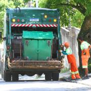 ilhabela-reforca-coleta-de-lixo-e-alerta-que-descarte-irregular-compromete-limpeza-da-cidade-3.jpeg