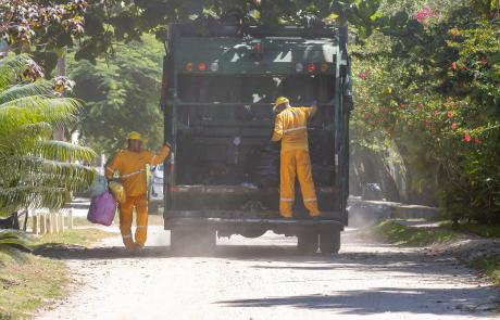 nova-empresa-de-coleta-de-lixo-comeca-a-operar-em-sao-sebastiao-2.jpeg