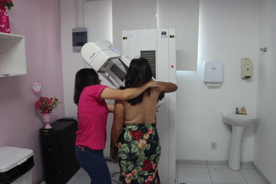 outubro-rosa-promove-mutirao-de-exames-e-capacitacao-em-caraguatatuba.jpg