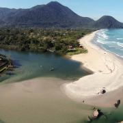 praia-de-itamambuca-em-ubatuba.jpg