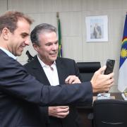 prefeito-de-caragua-busca-recursos-e-novas-politicas-para-fortalecer-comunidade-pesqueira.jpg