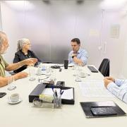 prefeito-toninho-colucci-busca-apoio-do-estado-para-melhorias-na-estrada-de-castelhanos-e-cobra-solucao-para-sp-131-no-sul-de-ilhabela-2.jpeg