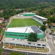 prefeito-toninho-colucci-entrega-fase-final-do-complexo-esportivo-do-peii-sul-em-ilhabela-3.jpeg