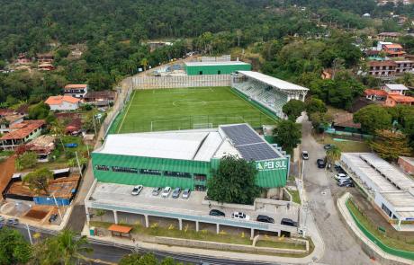 prefeito-toninho-colucci-entrega-fase-final-do-complexo-esportivo-do-peii-sul-em-ilhabela-3.jpeg