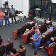 prefeitura-de-ilhabela-entrega-autorizacoes-de-emplacamento-a-67-familias-do-nucleo-bexiga-2.jpg