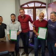 prefeitura-de-ilhabela-entrega-plano-plurianual-e-ldo-a-camara-municipal.jpg