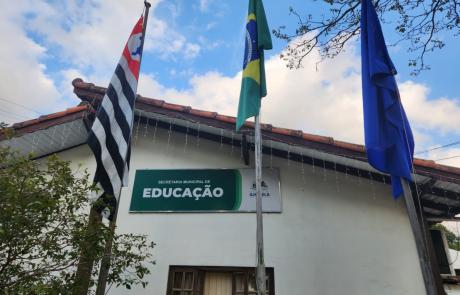 prefeitura-de-ilhabela-publica-decreto-que-cria-comissao-para-concurso-publico-de-diretor-e-coordenador-pedagogico-na-rede-municipal.jpg