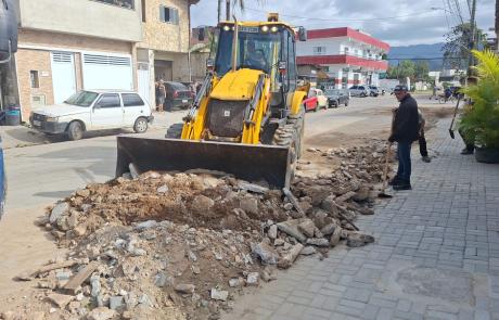 prefeitura-de-ubatuba-atua-em-forca-tarefa-para-reparar-danos-apos-ventania-1.jpeg