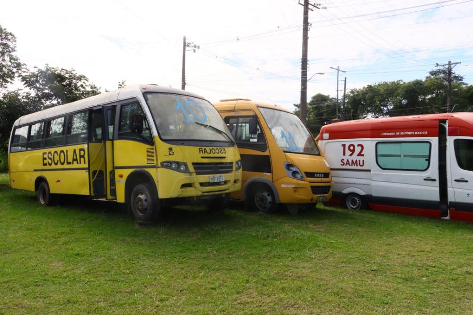 prefeitura-promove-leilao-presencial-de-diversos-veiculos-e-equipamentos.jpg