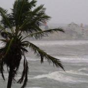 ressaca-litoral-parana-660x372.jpg
