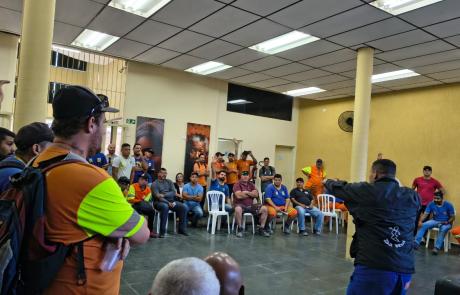 servidores-de-sao-sebastiao-pressionam-sindserv-para-aceitar-propostas-de-reajuste-de-vales-alimentacao-e-refeicao.jpeg